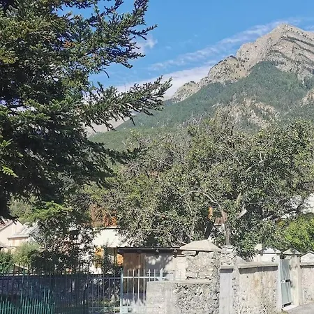 Rosebud, Adorable Et Confortable Petit Chalet * Jausiers